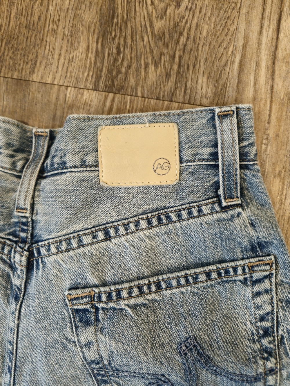 AG Adriano Goldschmied Hattie Barrel Jeans Size 24 High Rise Light Wash Denim - Picture 3 of 13